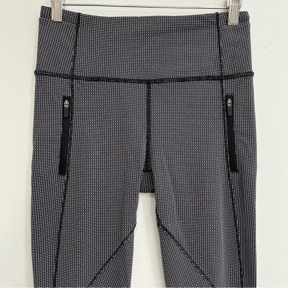 Lululemon tiny geo black white full length leggings zippered pockets luxtreme 6 - Picture 3 of 11